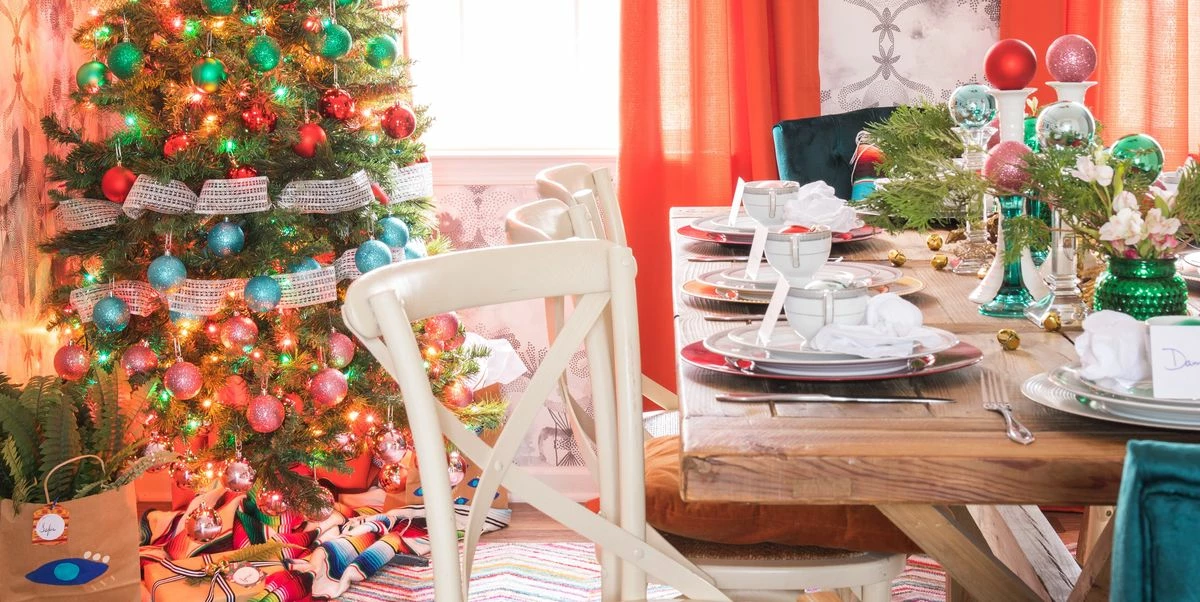 Front Page 29 Front Page -Christmas Decorations shop 21