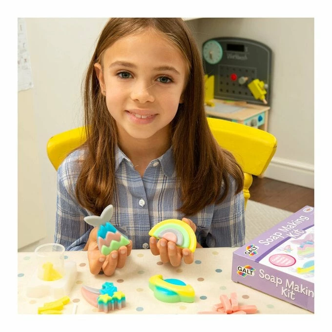 Galt Soap Making Kit 2 Galt Soap Making Kit - Image 2